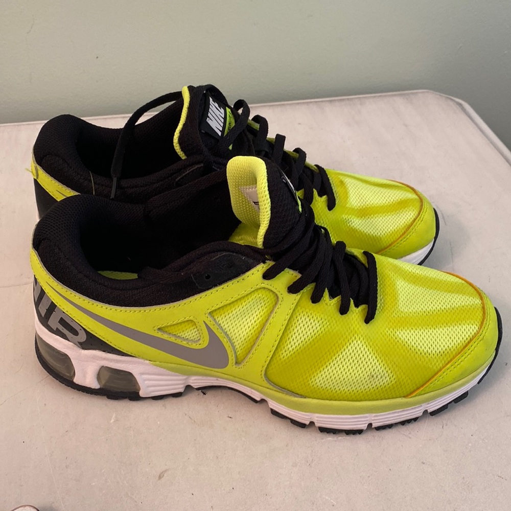 Nike Air Max Run Lute 4 shoes